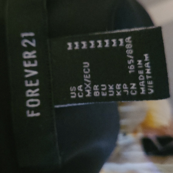 Romper - Forever 21 - Picture 3 of 3